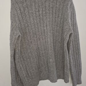 L.L. Bean Men's Ribbed Gray Crewneck Sweater